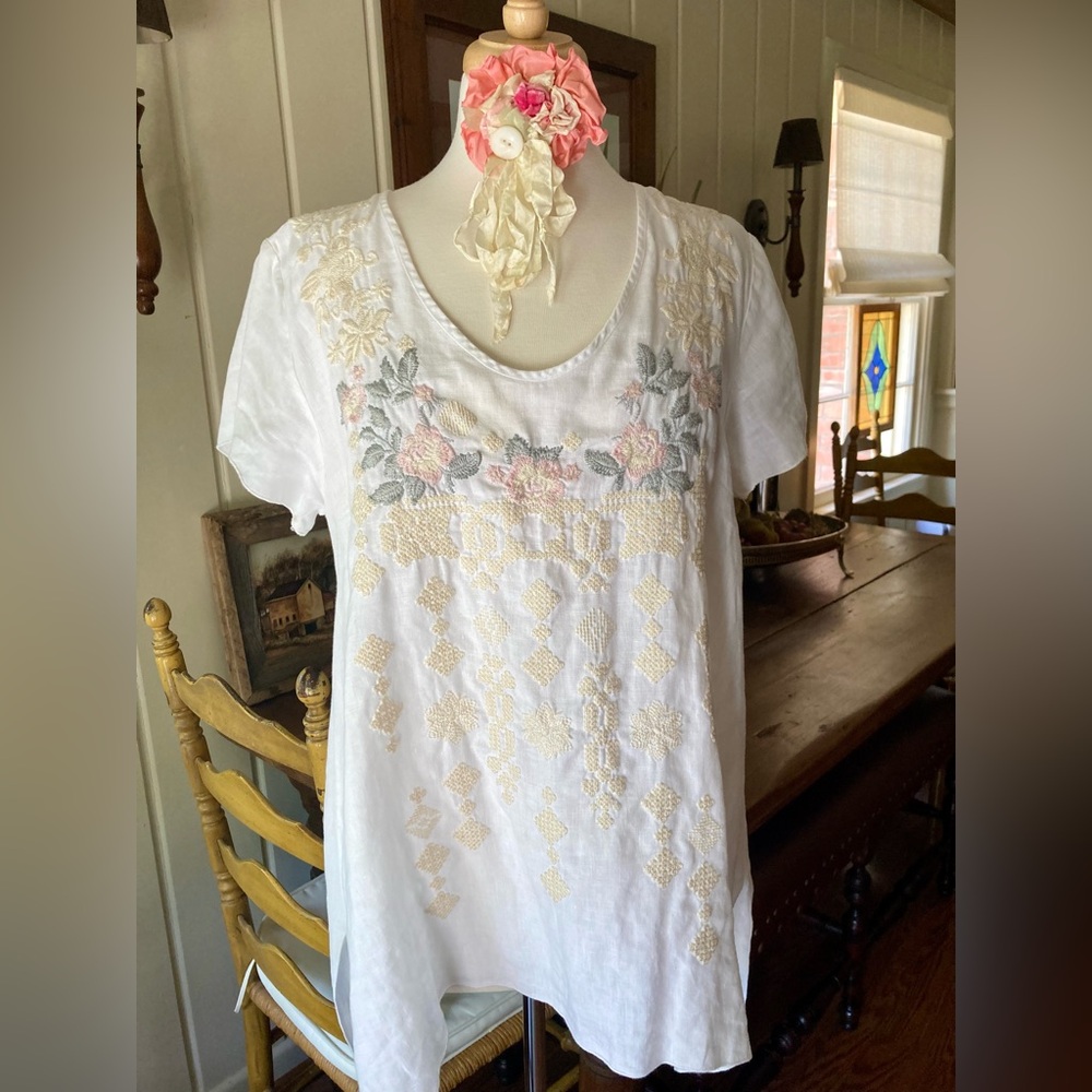 Johnny Was White Linen Floral Embroidered Blouse